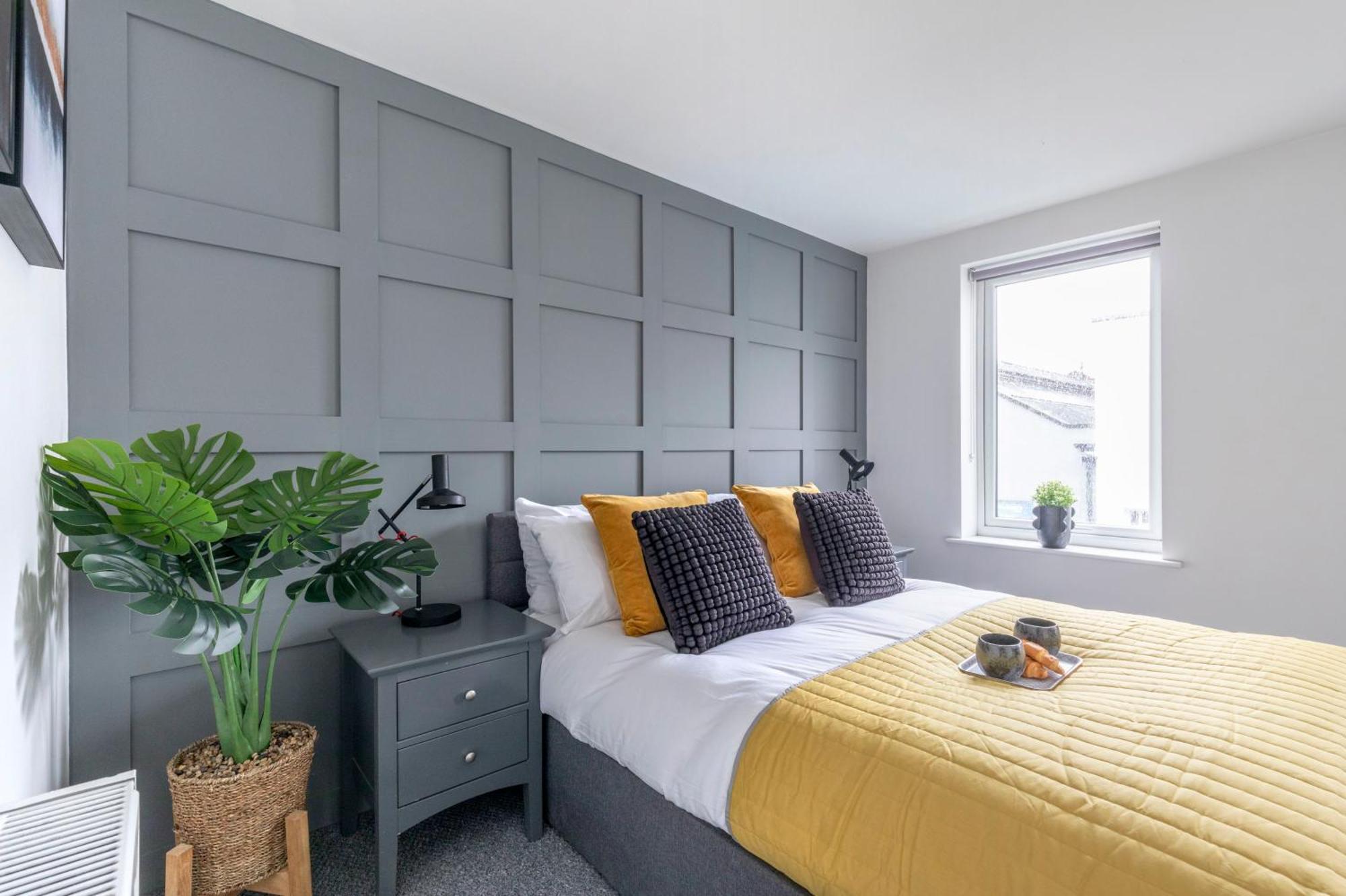 Modern Four Bedroom Four Bathroom Home Cheltenham Extérieur photo